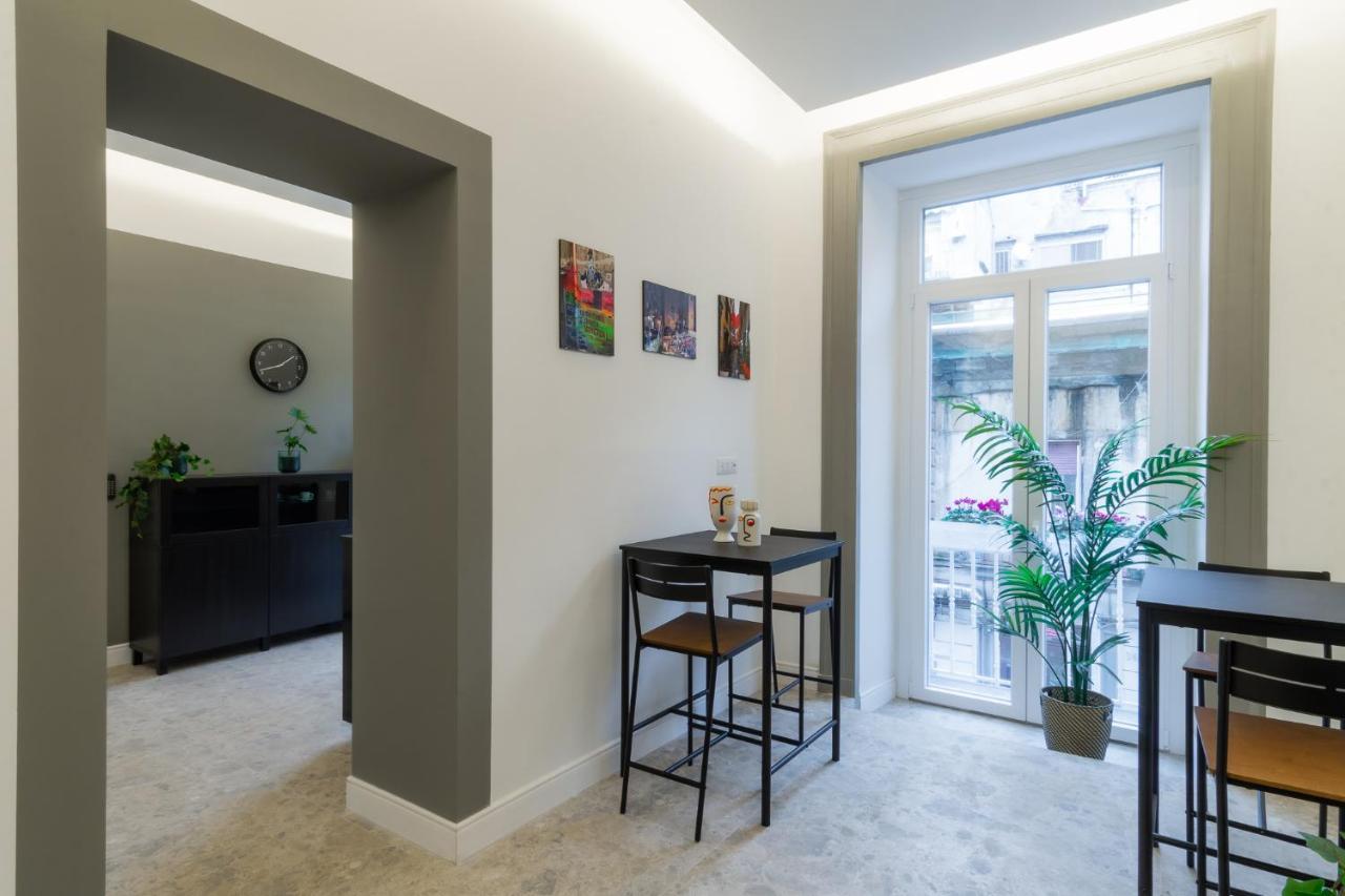 Naos Bed & Breakfast Napoli Bagian luar foto
